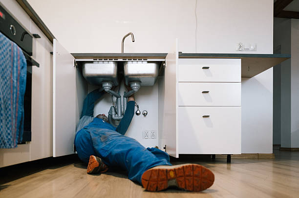 Professional Plumbing technician working in Columbia, KY